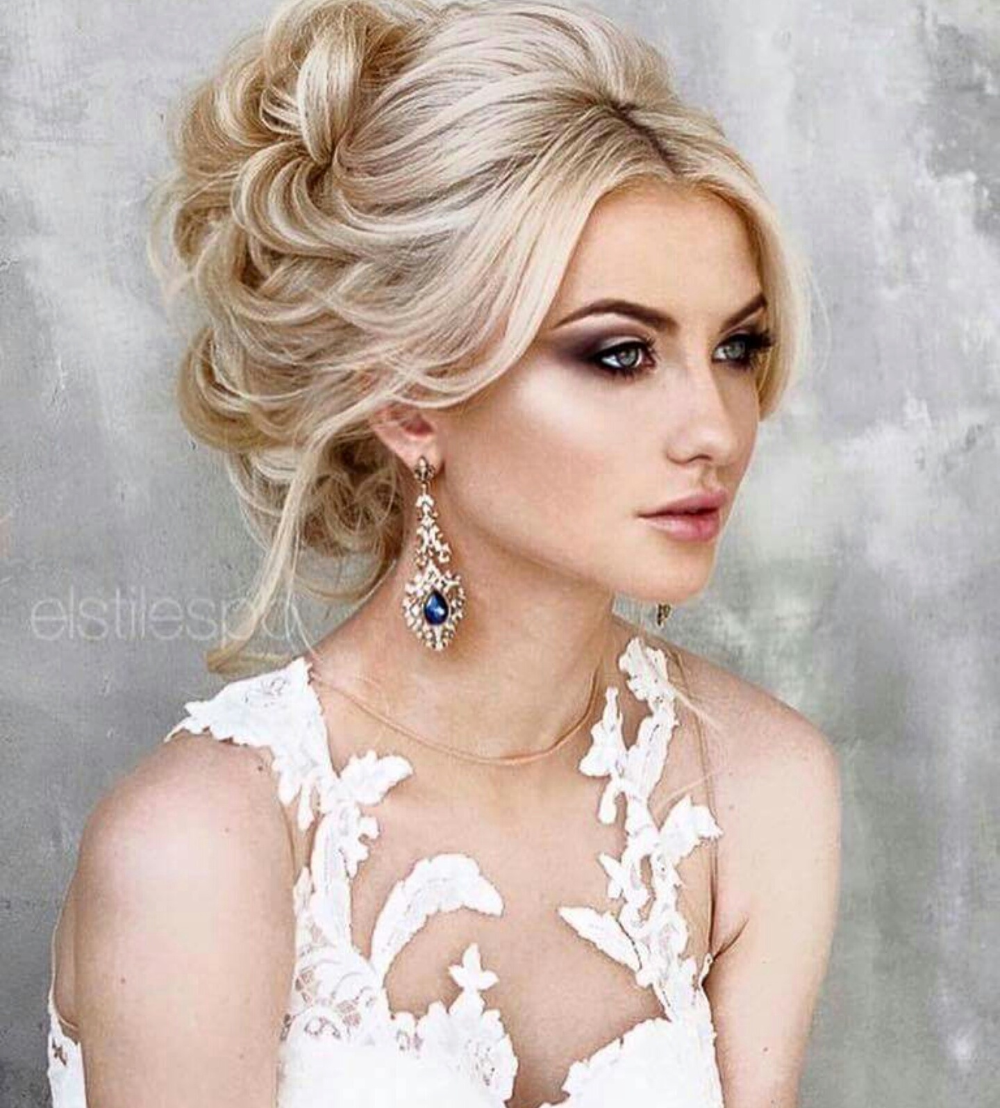 Wedding Hairstyles for Brides with Round Faces- Charleston, SC — Lashes and  Lace